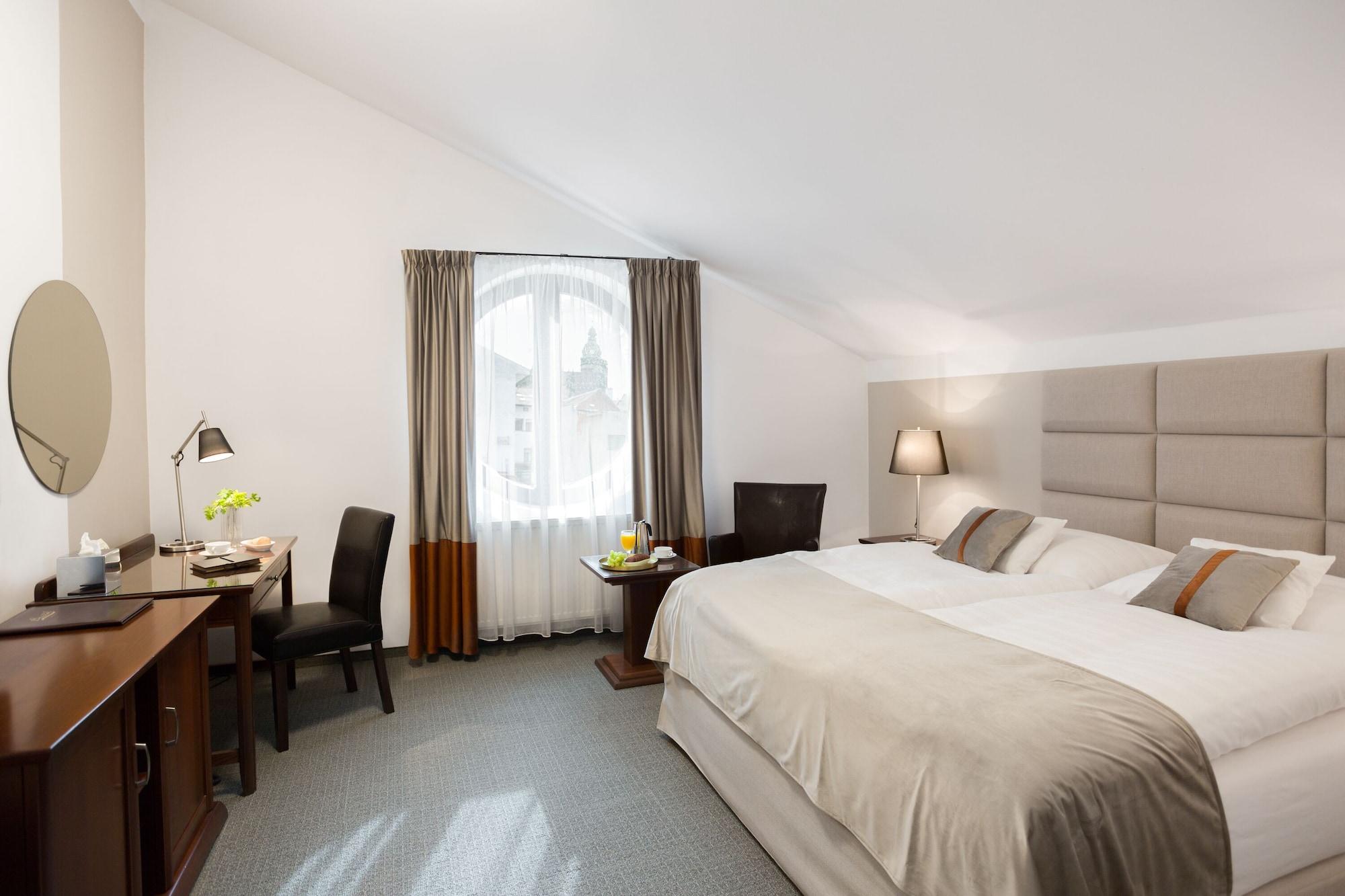 Boutique Hotel Bristol Kosice Exterior photo