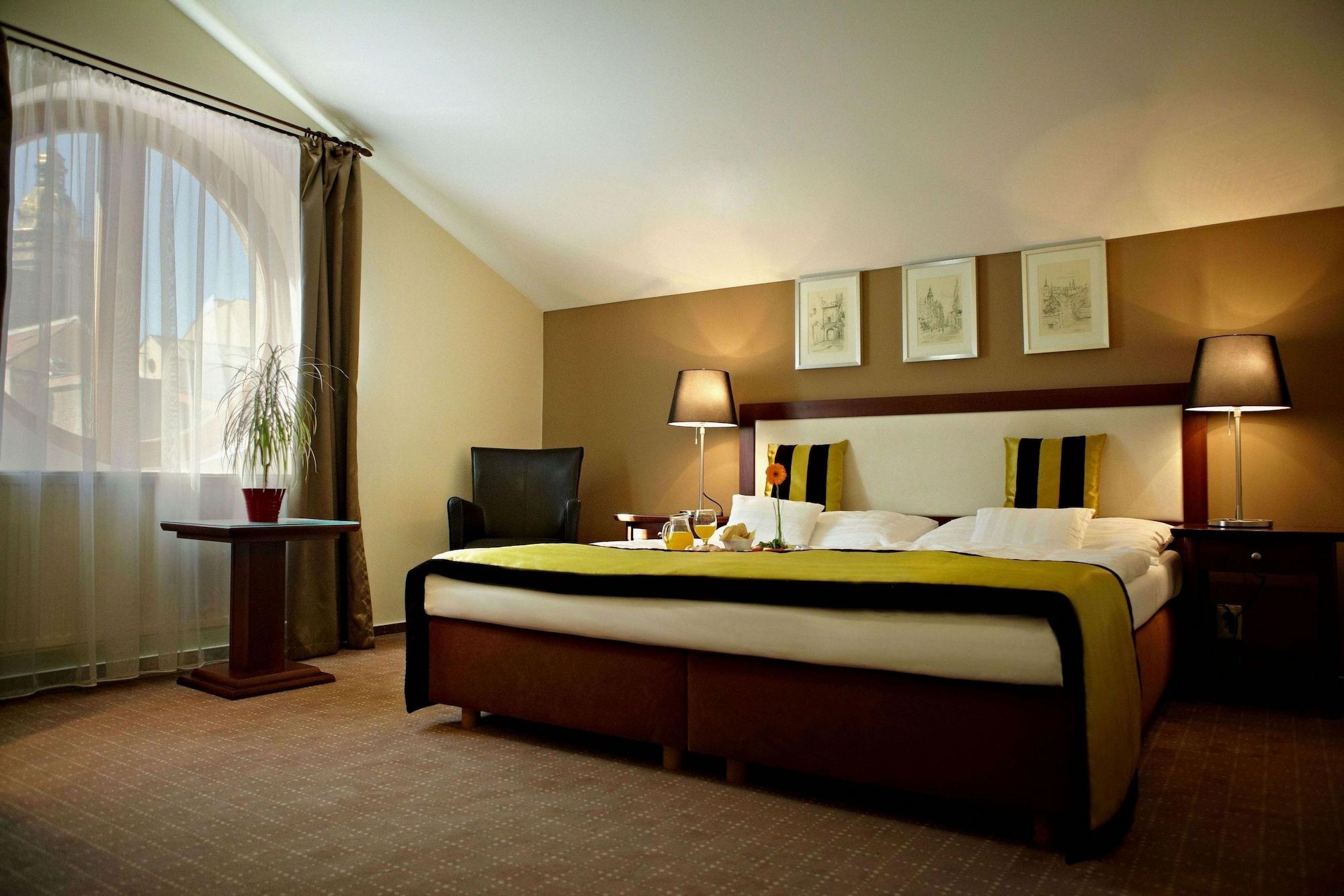 Boutique Hotel Bristol Kosice Exterior photo