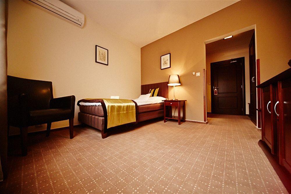 Boutique Hotel Bristol Kosice Exterior photo